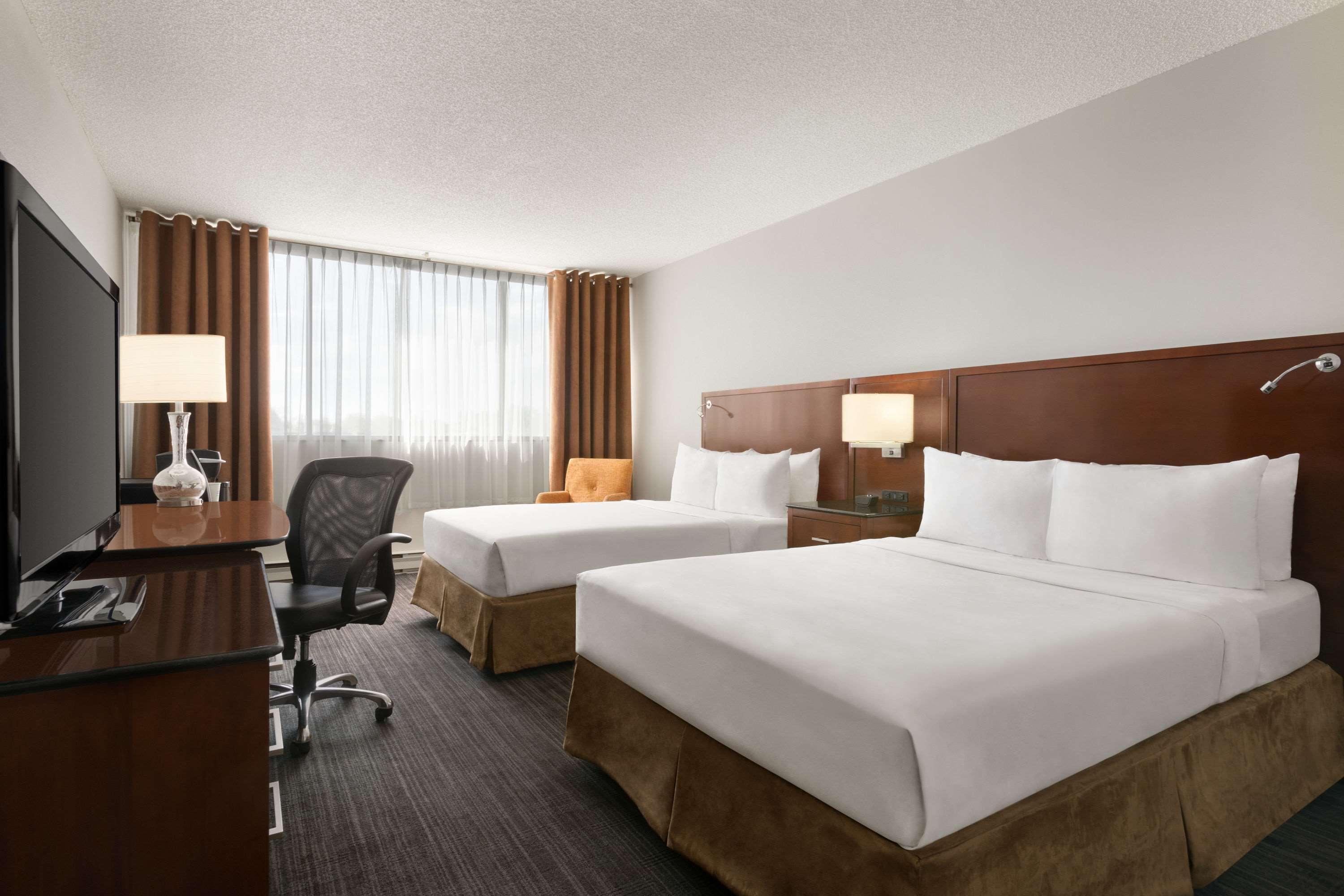 Travelodge By Wyndham Quebec City Hotel & Convention Centre Exterior foto